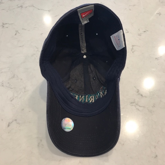 SOLD - Seattle Mariners Baseball Hat - Picture 4 of 5